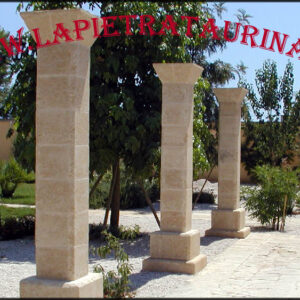 colonne in pietra per portico