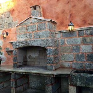 pietre per rivestire barbecue in muratura