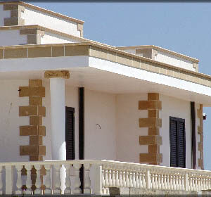 Angoli rivestiti in pietra a faccia vista