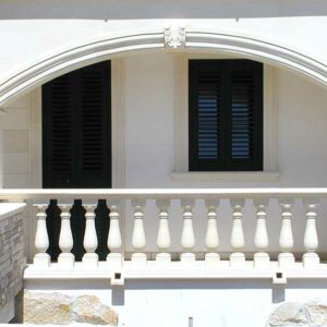 Rivestimento per arco in pietra