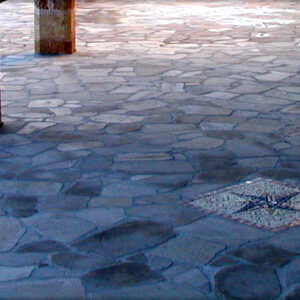 Pavimenti in pietra per porticati