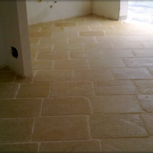 Pavimenti in pietra per casolari rustici