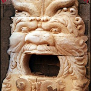 Camino scolpito in pietra leccese