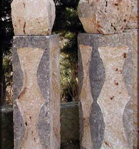 Vaso in pietra per giardino o balcone