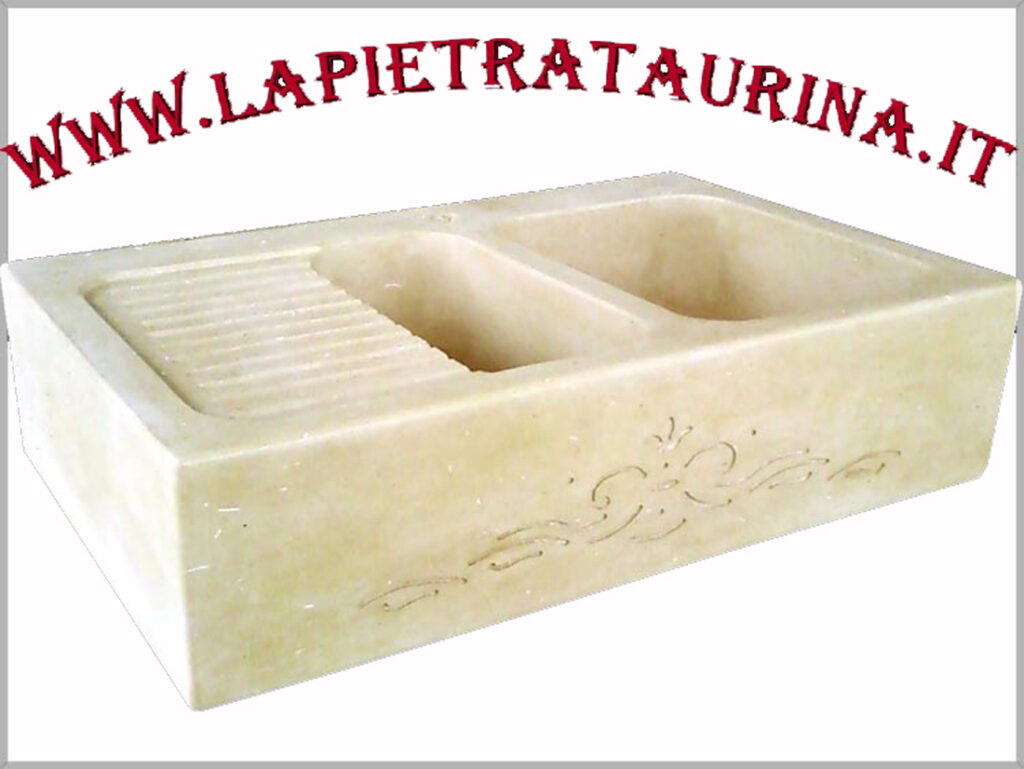 decorazioni in pietra leccese